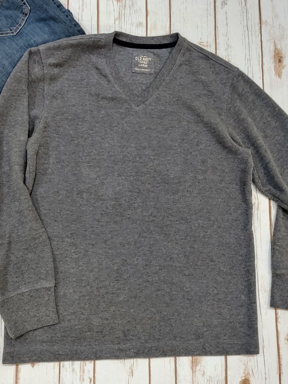Old Navy V-Neck Long Sleeve Gray Sweater Men's L